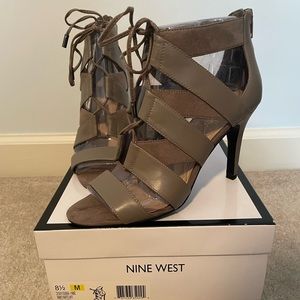 BRAND NEW grey heels